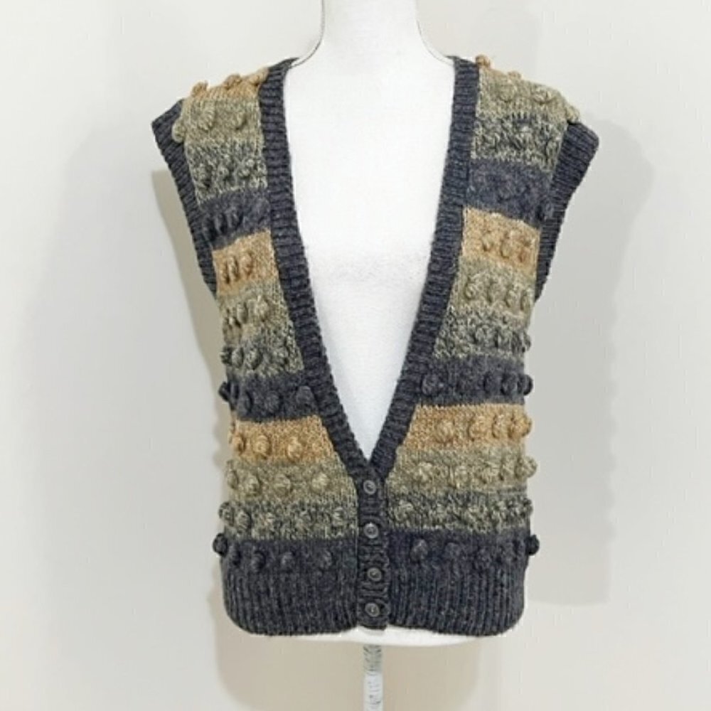 Vintage La Bonne Vie Wool Blend Sleeveless Button Crochet Vest